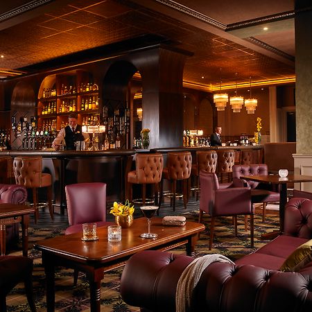 The Rose Hotel トラリー エクステリア 写真