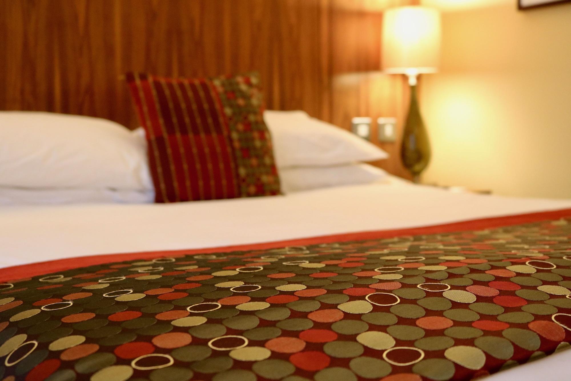 The Rose Hotel トラリー エクステリア 写真