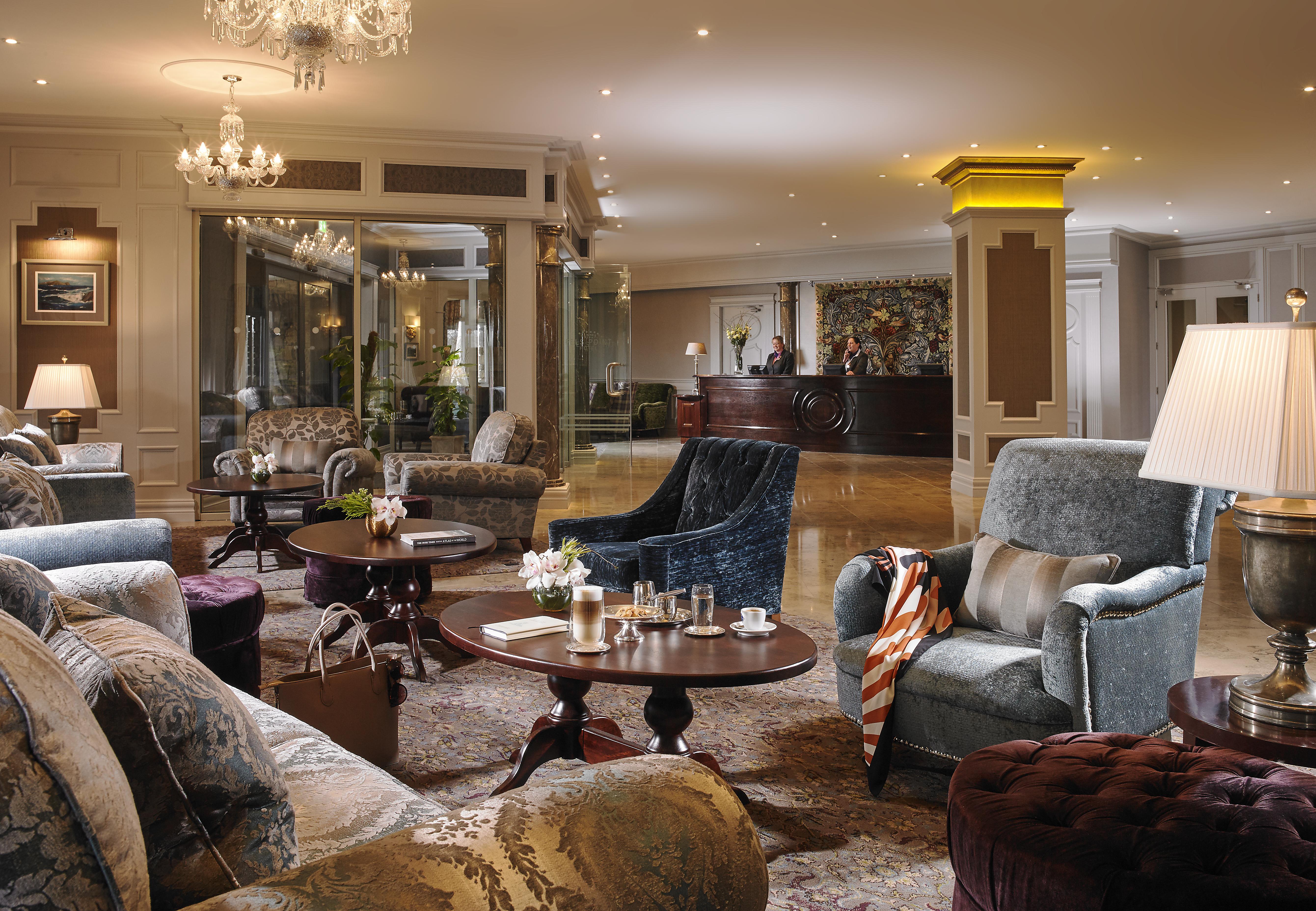 The Rose Hotel トラリー エクステリア 写真