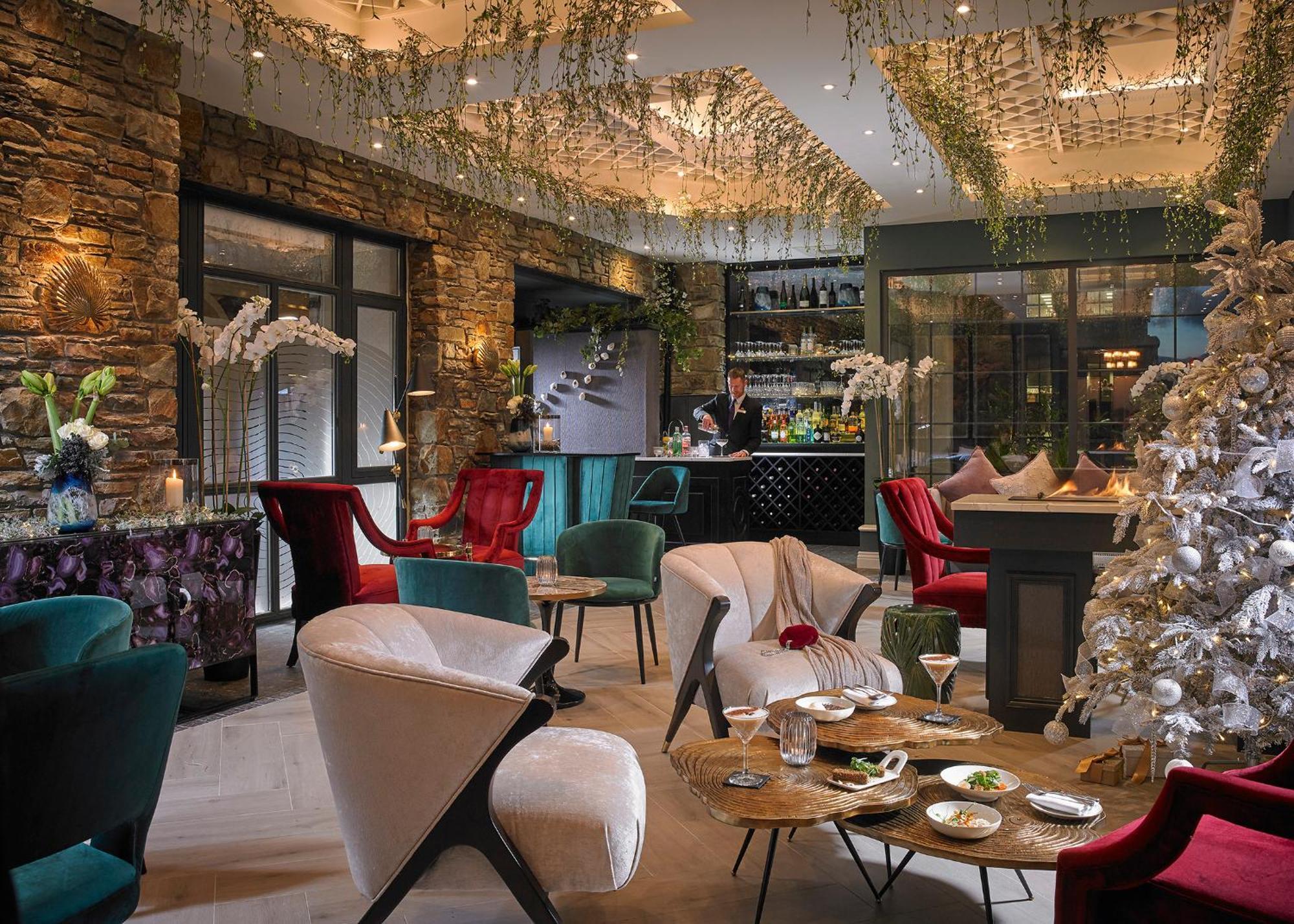 The Rose Hotel トラリー エクステリア 写真