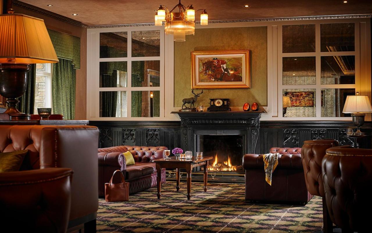The Rose Hotel トラリー エクステリア 写真